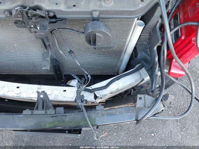 5TDZARFH5KS052293 Toyota Highlander Le