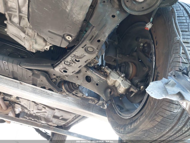 5TDZARFH5KS052293 Toyota Highlander Le