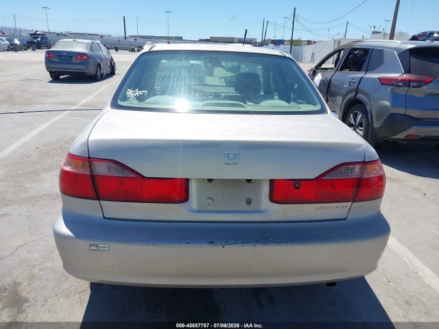 1998 Honda Accord Lx მანქანა იყიდება აუქციონზე, vin: 1HGCG5545WA209417, აუქციონის ნომერი: 45557757