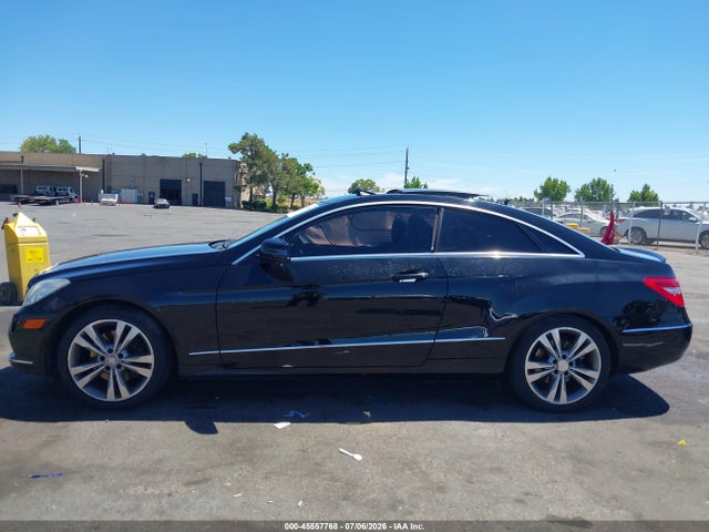 Продажа на аукционе авто 2011 Mercedes-benz E 350, vin: WDDKJ5GB7BF077044, номер лота: 45557768