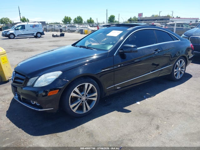 Продажа на аукционе авто 2011 Mercedes-benz E 350, vin: WDDKJ5GB7BF077044, номер лота: 45557768