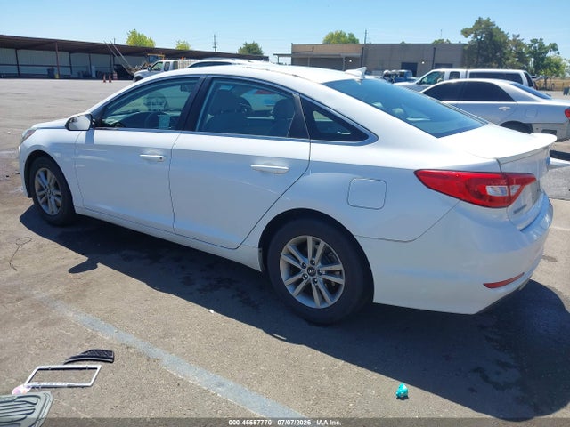 Hyundai SONATA SE 2015 5NPE24AF4FH119207 Image 3