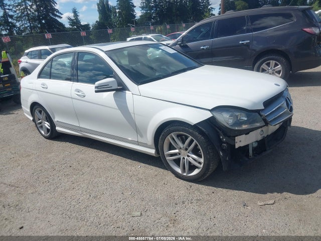 Продажа на аукционе авто 2013 Mercedes-benz C 300 Sport 4matic, vin: WDDGF8AB3DG076732, номер лота: 45557784