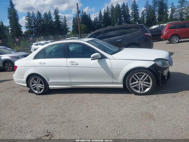 Продажа на аукционе авто 2013 Mercedes-benz C 300 Sport 4matic, vin: WDDGF8AB3DG076732, номер лота: 45557784