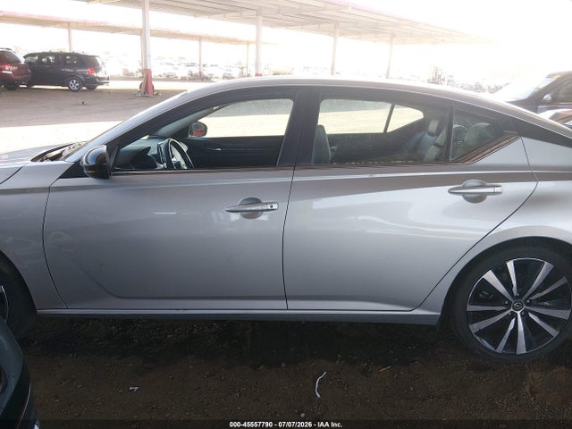 1N4BL4CV1NN332897 Nissan Altima Sr Fwd