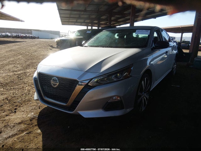 1N4BL4CV1NN332897 Nissan Altima Sr Fwd