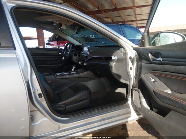 1N4BL4CV1NN332897 Nissan Altima Sr Fwd