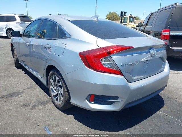 Honda CIVIC EX 2018 2HGFC2F75JH551847 Image 3