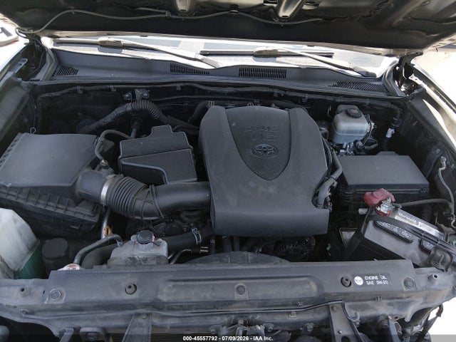 3TMCZ5AN6KM225047 Toyota Tacoma Trd Off Road