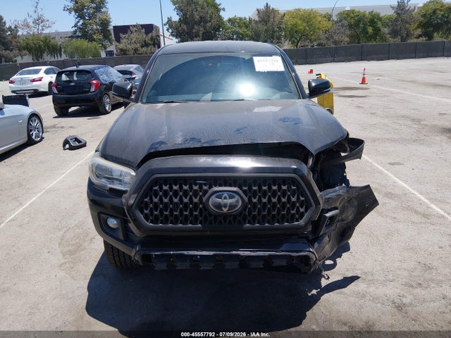 3TMCZ5AN6KM225047 Toyota Tacoma Trd Off Road