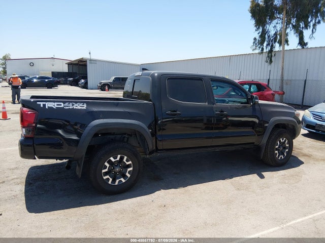 3TMCZ5AN6KM225047 Toyota Tacoma Trd Off Road