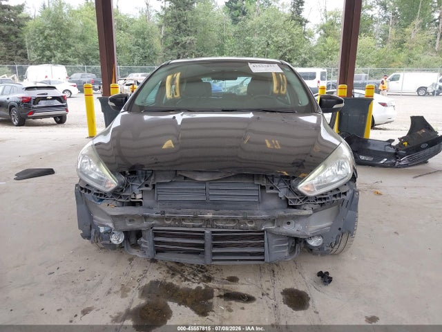 Ford Focus Titanium 2016 1FADP3N21GL351619 Image 13