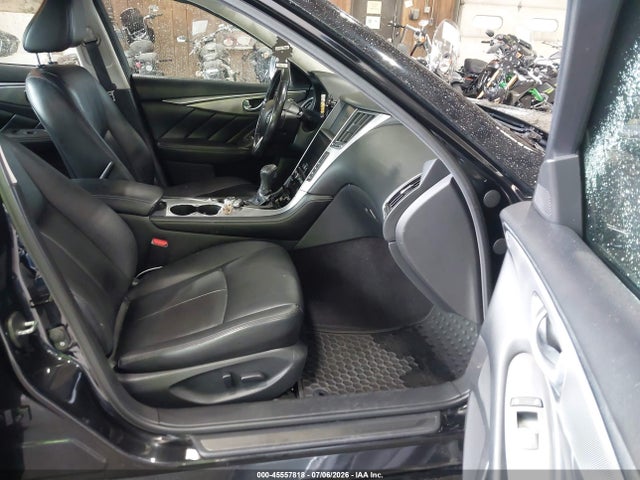 45557818 :رقم المزاد ، JN1BV7AR5FM421605 vin ، 2015 Infiniti Q50 Premium مزاد بيع