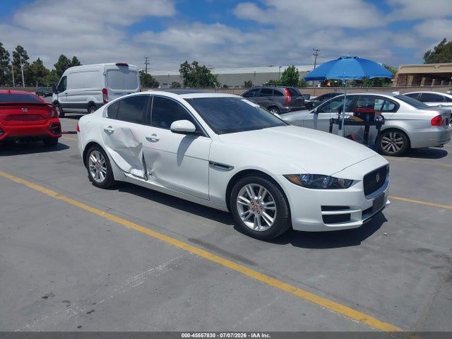 Jaguar Xe 25t Premium 2017 SAJAD4BG1HA965953 главное изображение