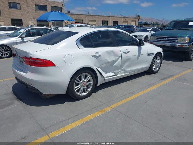 Jaguar Xe 25t Premium 2017 SAJAD4BG1HA965953 Image 4