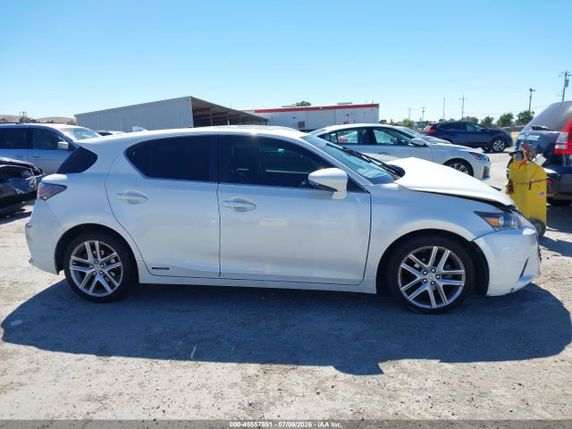 Lexus CT 200H 2014 JTHKD5BH4E2208468 Image 14