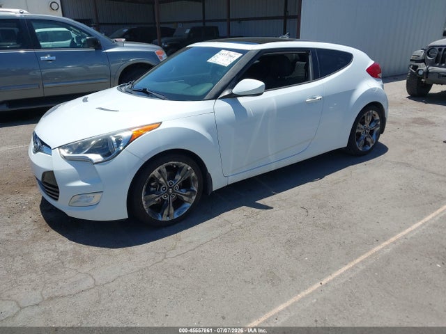 Hyundai Veloster Base W/black 2014 KMHTC6AD9EU208950 Image 2