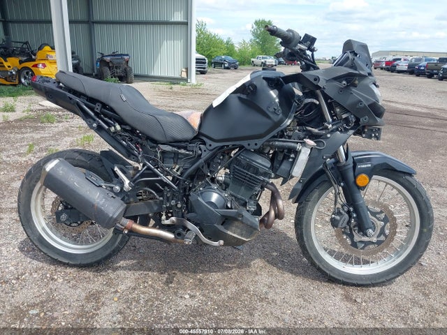 Kawasaki Kle300 C 2017 JKALE8C15HDA00739 Image 11