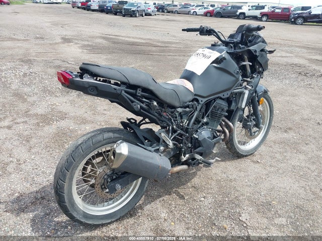 Kawasaki Kle300 C 2017 JKALE8C15HDA00739 Image 4