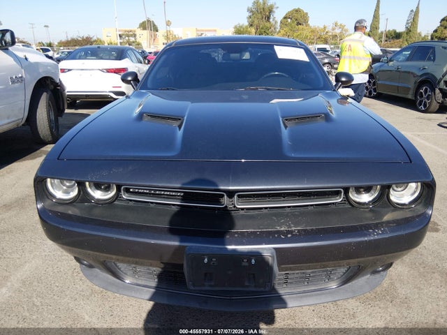 2C3CDZAG4HH503043 Dodge Challenger Sxt