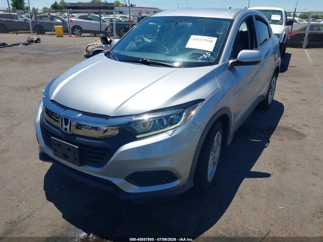 Honda HR-V LX 2019 3CZRU5H37KG715194 Image 2