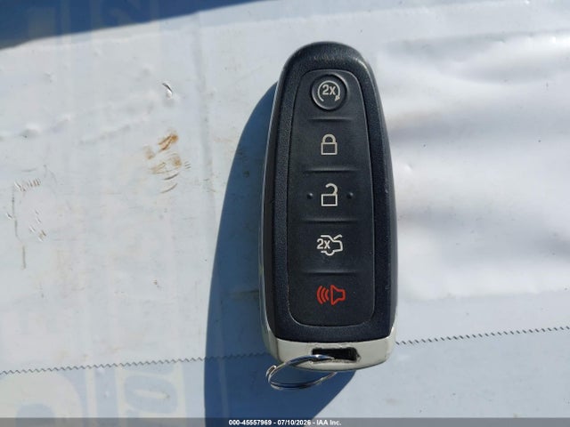 1FMCU9J97EUE27707 Ford Escape Titanium