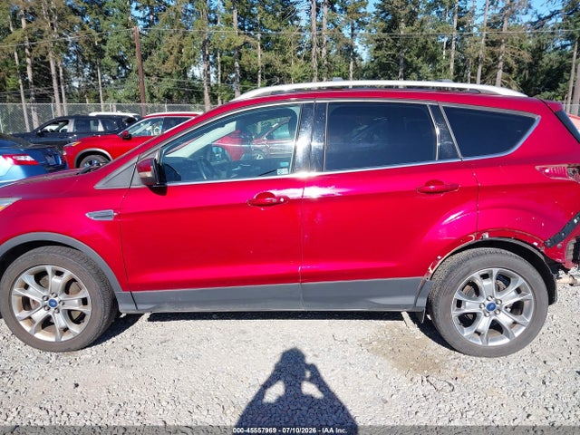 1FMCU9J97EUE27707 Ford Escape Titanium