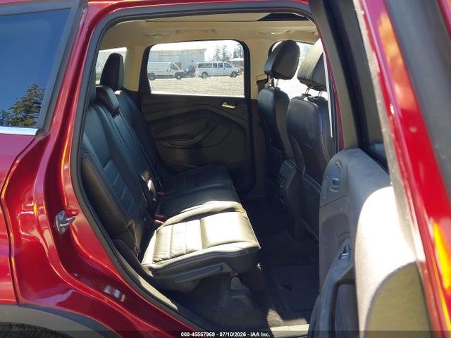 1FMCU9J97EUE27707 Ford Escape Titanium