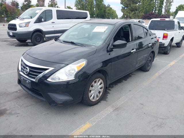 2015 Nissan Versa 1.6 Sv მანქანა იყიდება აუქციონზე, vin: 3N1CN7AP2FL831744, აუქციონის ნომერი: 45557976