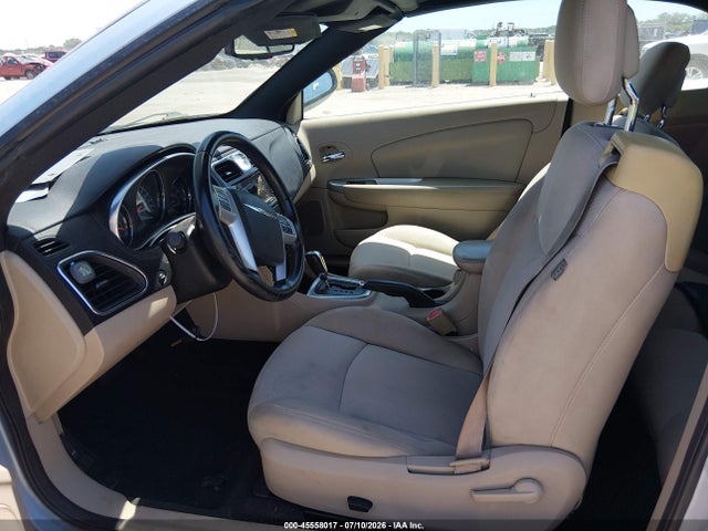 45558017 :رقم المزاد ، 1C3BCBEB0CN283338 vin ، 2012 Chrysler 200 Touring مزاد بيع