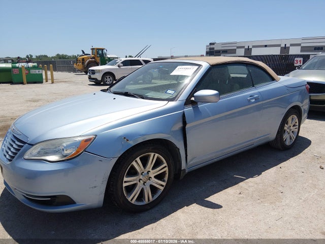 45558017 :رقم المزاد ، 1C3BCBEB0CN283338 vin ، 2012 Chrysler 200 Touring مزاد بيع