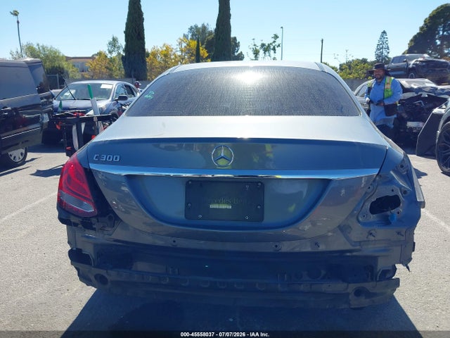 Mercedes-Benz C 300 2017 55SWF4JB2HU182375 Image 17