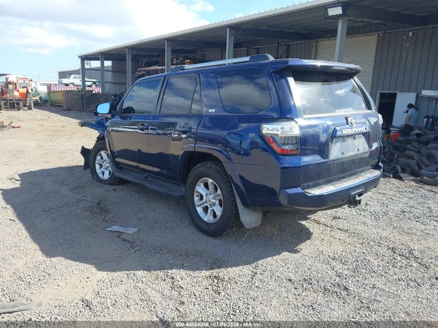 Toyota 4runner 2019 JTEBU5JR0K5736297 Image 3