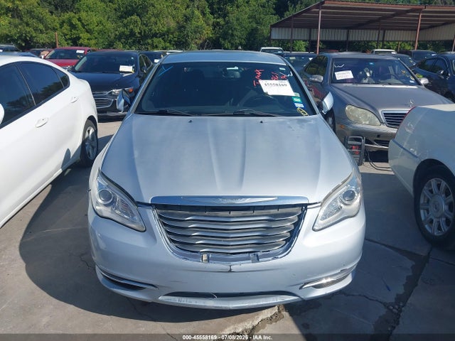 2013 Chrysler 200 Touring მანქანა იყიდება აუქციონზე, vin: 1C3CCBBB1DN512961, აუქციონის ნომერი: 45558169