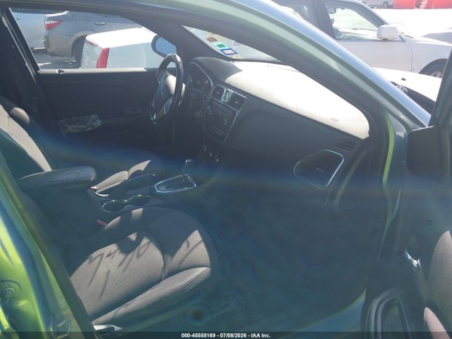 2013 Chrysler 200 Touring მანქანა იყიდება აუქციონზე, vin: 1C3CCBBB1DN512961, აუქციონის ნომერი: 45558169