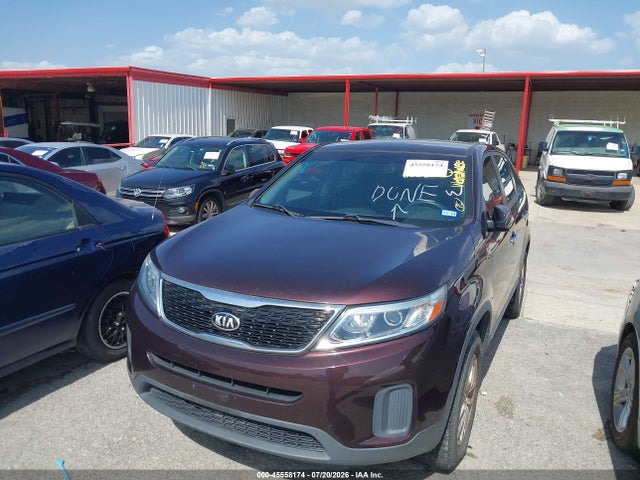 KIA SORENTO LX 2014 5XYKTCA6XEG547914 Image 6