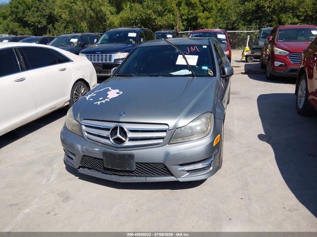 Продаж на аукціоні авто 2013 Mercedes-benz C 250 Sport, vin: WDDGF4HBXDR273321, номер лоту: 45558222