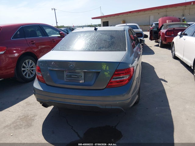 Продаж на аукціоні авто 2013 Mercedes-benz C 250 Sport, vin: WDDGF4HBXDR273321, номер лоту: 45558222