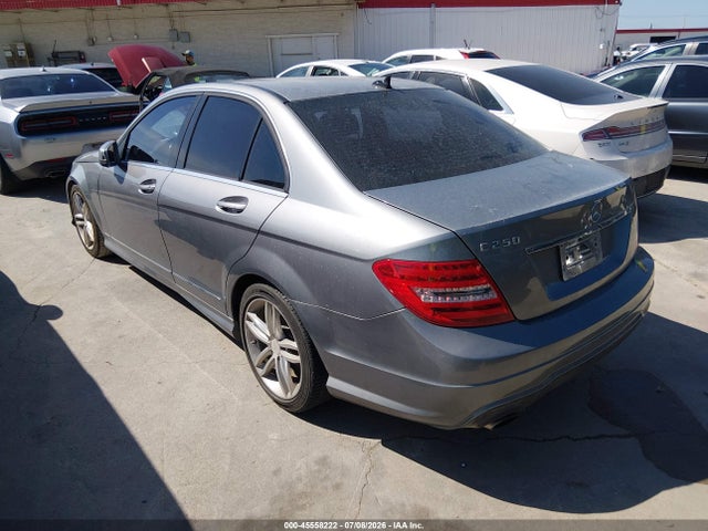 Продаж на аукціоні авто 2013 Mercedes-benz C 250 Sport, vin: WDDGF4HBXDR273321, номер лоту: 45558222