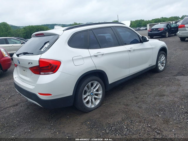 Продажа на аукционе авто 2015 Bmw X1 Xdrive28i, vin: WBAVL1C57FVY37928, номер лота: 45558237