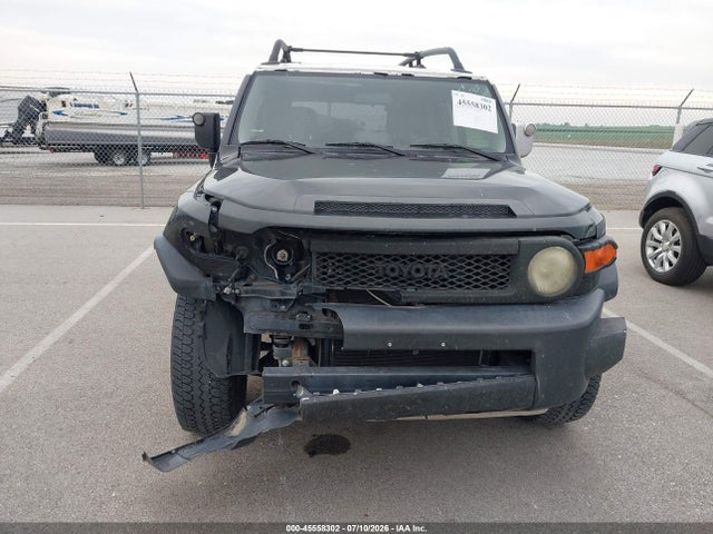 45558302 :رقم المزاد ، JTEBU11F870017995 vin ، 2007 Toyota Fj Cruiser مزاد بيع