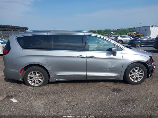 Chrysler Pacifica Touring L 2020 2C4RC1BGXLR285072 Image 13