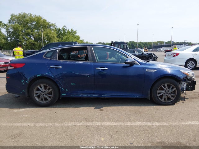 2020 Kia Optima Lx მანქანა იყიდება აუქციონზე, vin: 5XXGT4L34LG410774, აუქციონის ნომერი: 45558362