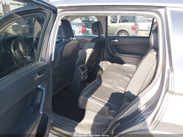 45558428 :رقم المزاد ، 3VV3B7AX0LM182992 vin ، 2020 Volkswagen Tiguan 2.0t Se/2.0t Se R-line Black/2.0t Sel مزاد بيع