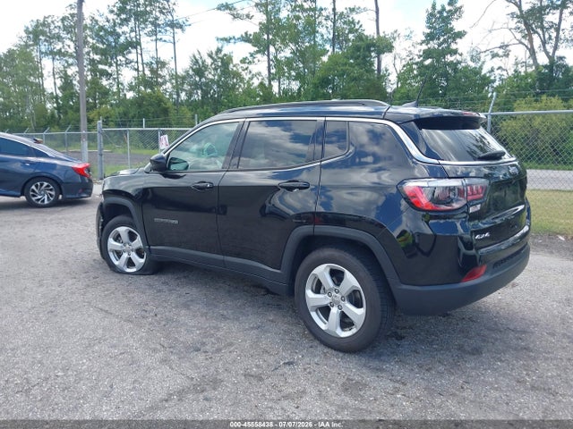 2021 Jeep Compass Latitude 4x4 მანქანა იყიდება აუქციონზე, vin: 3C4NJDBB1MT584555, აუქციონის ნომერი: 45558438