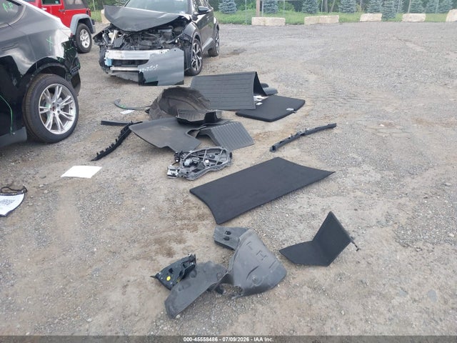 Продаж на аукціоні авто 2022 Tesla Model Y Long Range Dual Motor All-wheel Drive, vin: 7SAYGDEEXNF565443, номер лоту: 45558486
