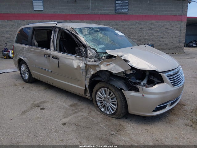 45558549 :رقم المزاد ، 2C4RC1JG5FR677494 vin ، 2015 Chrysler Town & Country Limited مزاد بيع
