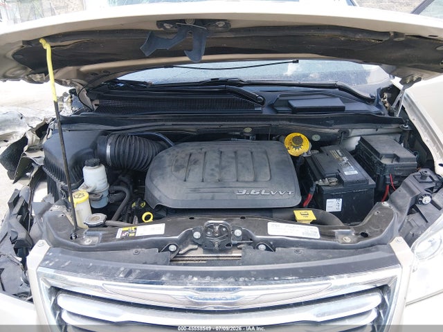 45558549 :رقم المزاد ، 2C4RC1JG5FR677494 vin ، 2015 Chrysler Town & Country Limited مزاد بيع