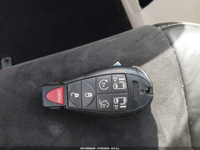 45558549 :رقم المزاد ، 2C4RC1JG5FR677494 vin ، 2015 Chrysler Town & Country Limited مزاد بيع