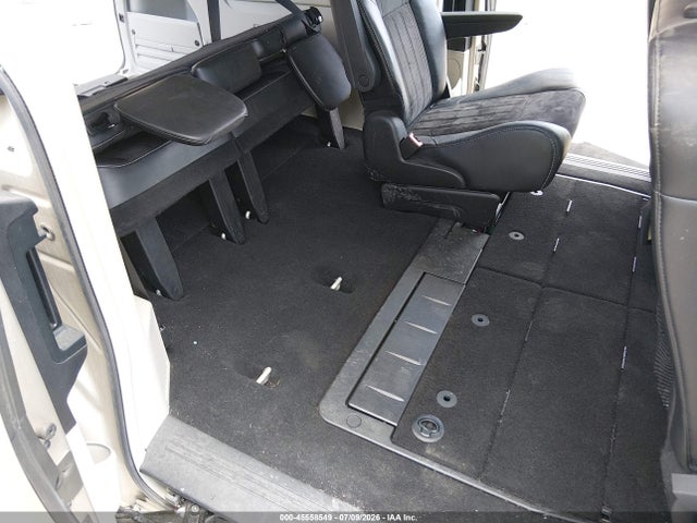 45558549 :رقم المزاد ، 2C4RC1JG5FR677494 vin ، 2015 Chrysler Town & Country Limited مزاد بيع